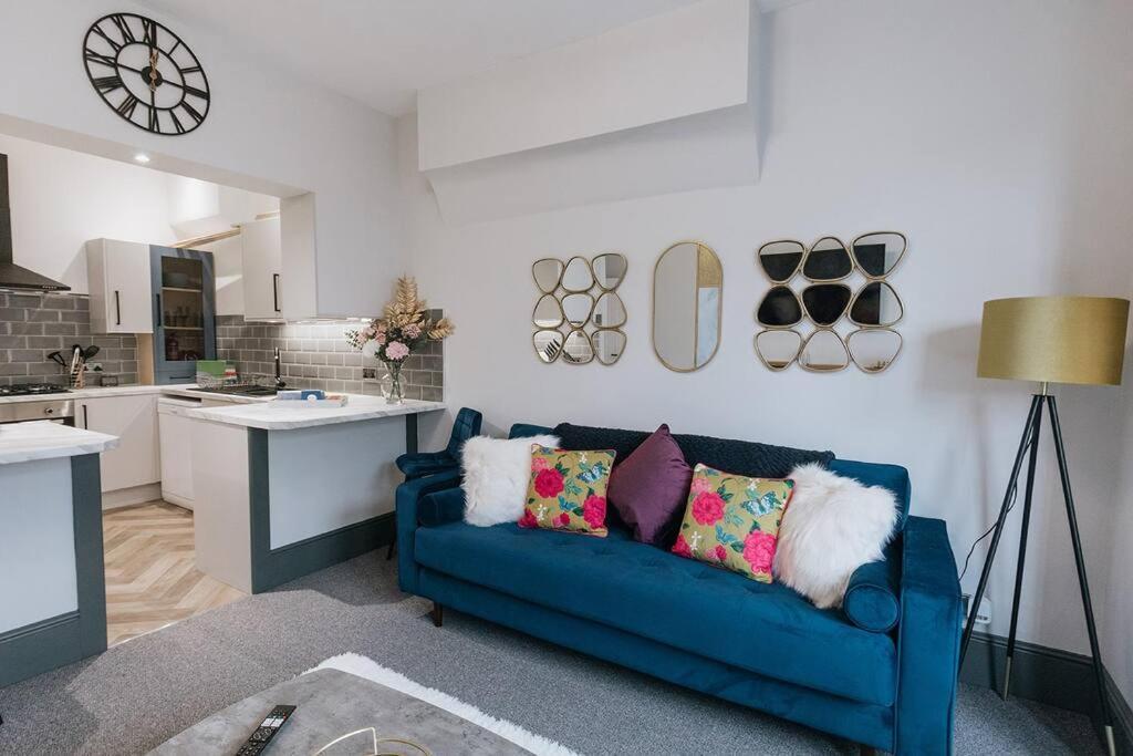 Grove House No.07 - Luxury Apartment Close To The Llandudno Beach Exteriör bild