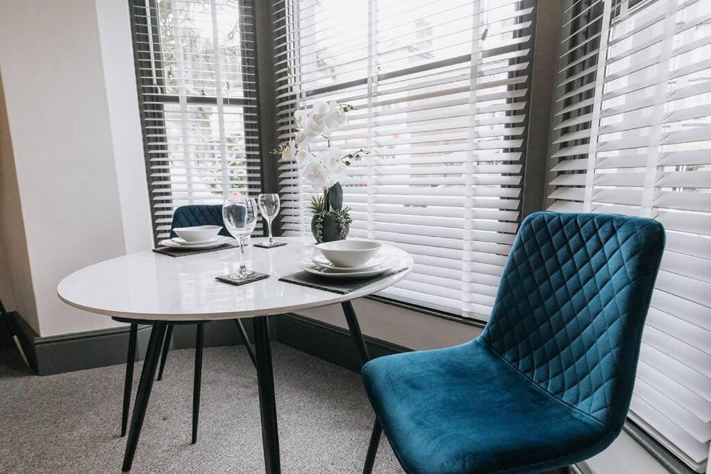 Grove House No.07 - Luxury Apartment Close To The Llandudno Beach Exteriör bild