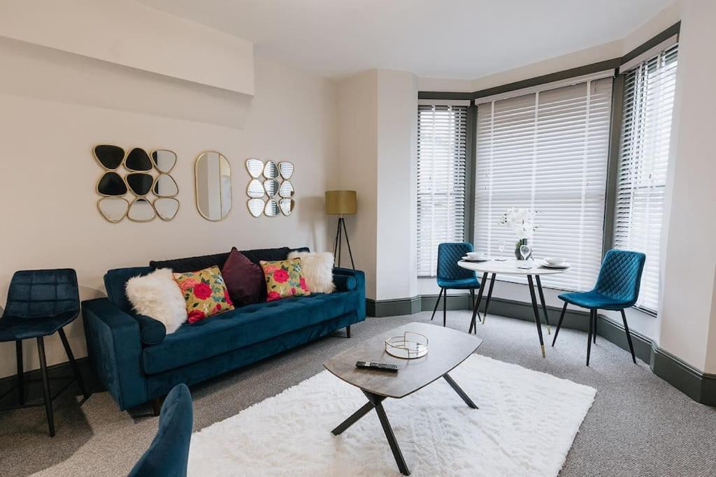 Grove House No.07 - Luxury Apartment Close To The Llandudno Beach Exteriör bild