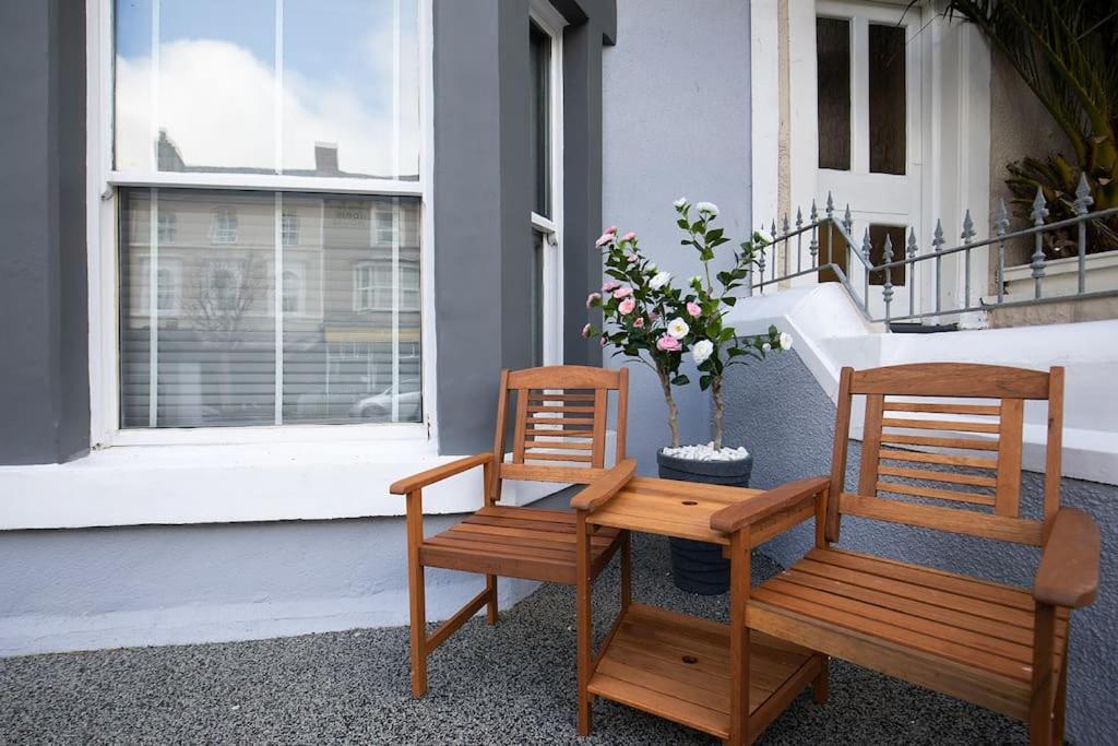 Grove House No.07 - Luxury Apartment Close To The Llandudno Beach Exteriör bild