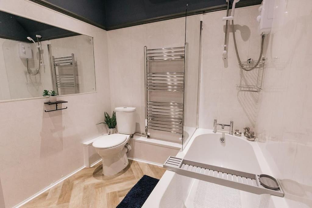 Grove House No.07 - Luxury Apartment Close To The Llandudno Beach Exteriör bild