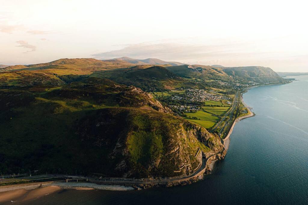 Grove House No.07 - Luxury Apartment Close To The Llandudno Beach Exteriör bild