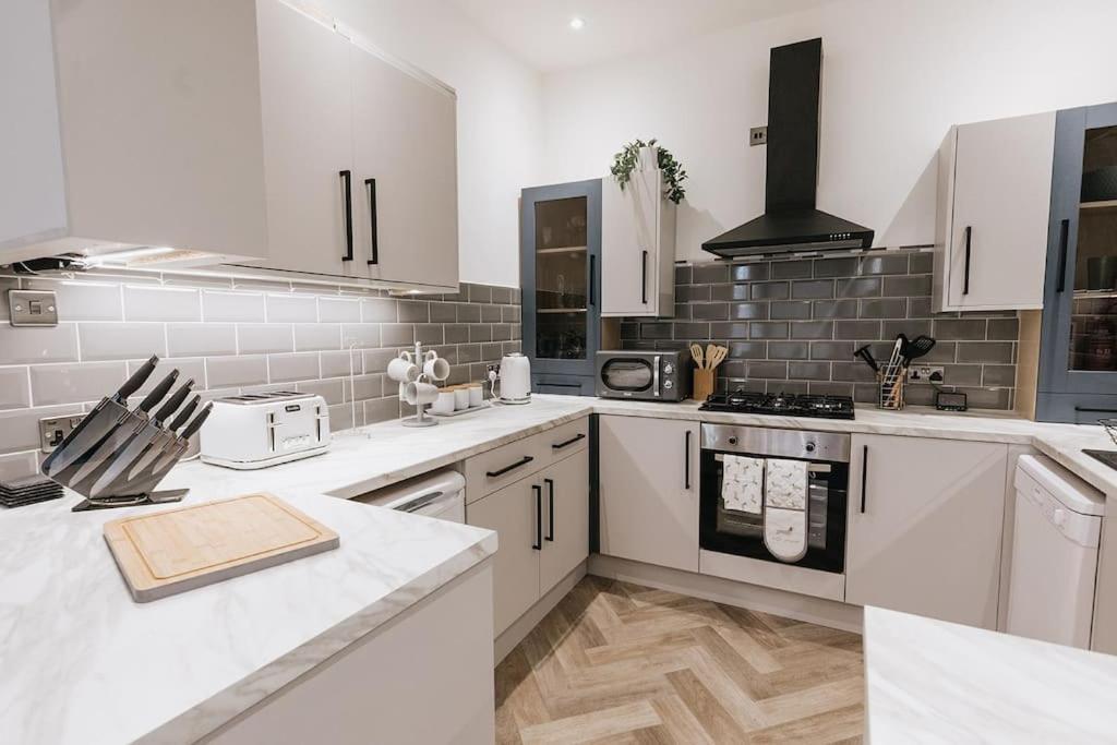 Grove House No.07 - Luxury Apartment Close To The Llandudno Beach Exteriör bild